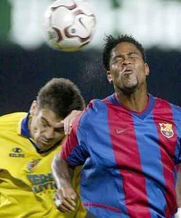 克鲁伊维特:若我是巴萨主帅会和莱万续约1年,他仍能发挥余热