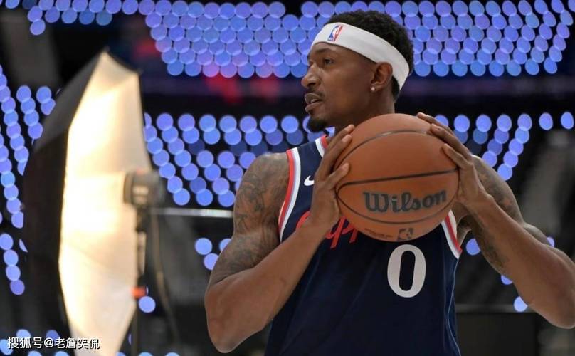终于来了!Haynes:季前赛收官快船VS勇士 比尔预计上演快船首秀