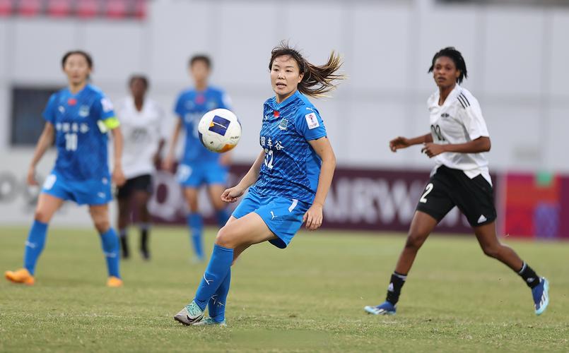 高桥花谈获评亚足联最佳女足球员：很荣幸，但还需努力提升自己