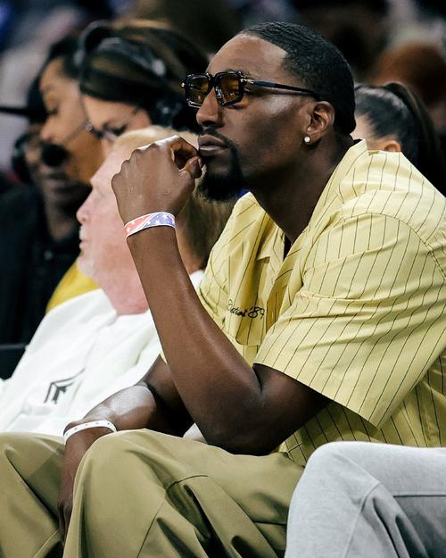 阿德巴约：我对韦尔很严格 有时他会自我否定我帮他振作起来