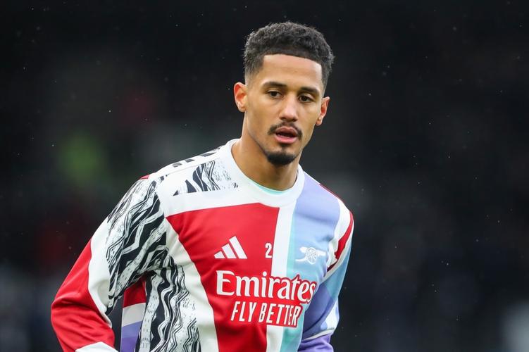 富勒姆0-1阿森纳数据:射门9-16,射正0-5,控球率37%-63%