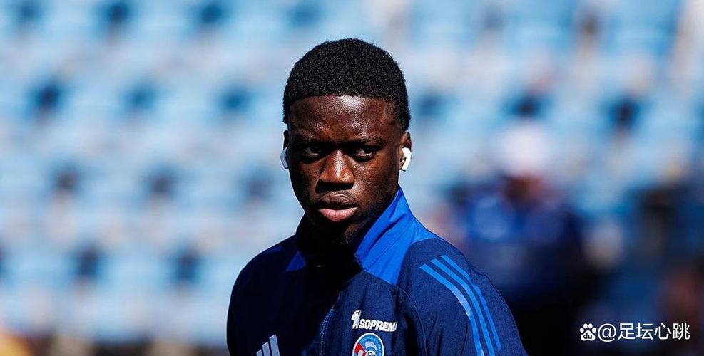 斯特拉斯堡主帅：我对球员的表现感到很自豪，年轻就是我们的力量