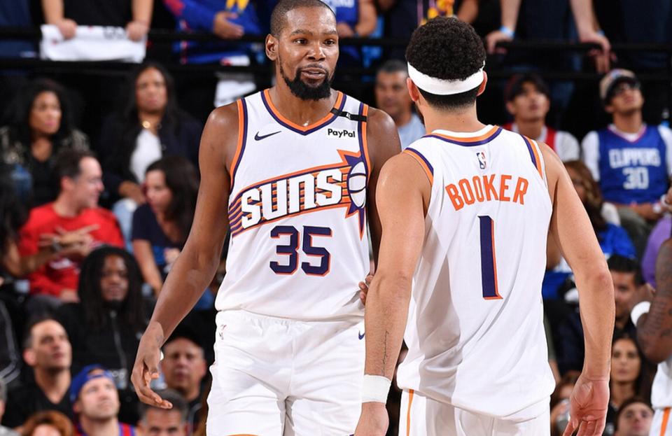 KD:我在太阳最好的阵容是我打中锋带4个矮子 高端局根本没得打