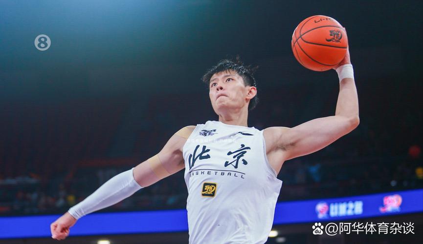 篮网主帅：曾凡博训练营表现很不错 是否征战发展联盟还未讨论过