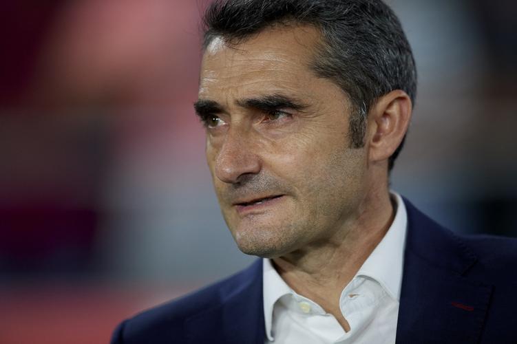 比卢普斯:卡马拉阿夫迪亚罗威参加对抗训练 不确定能否打揭幕战