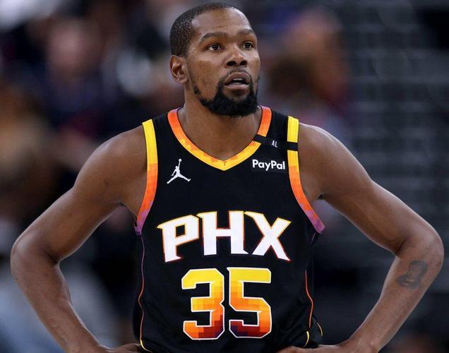 美记:杜兰特降薪有利于火箭续约伊森和阿门 斯通处理事务很谨慎