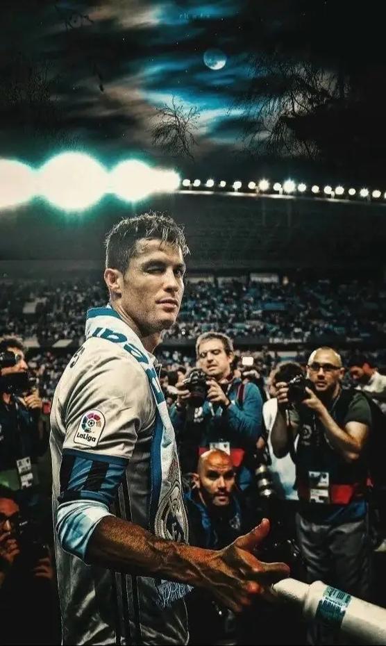 打服对手！18年欧冠，C罗上演惊天倒钩，皇马3-0客场完胜尤文