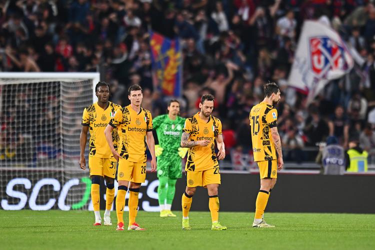 主力+NO.1🤔巴萨租来的拉师傅12场全勤造11球，3000万可选买断