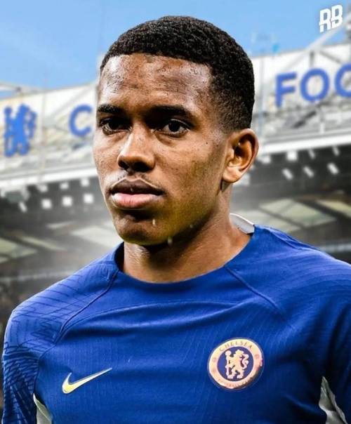 欧冠破门最年轻巴西球员榜：恩德里克居首，埃斯特旺次席