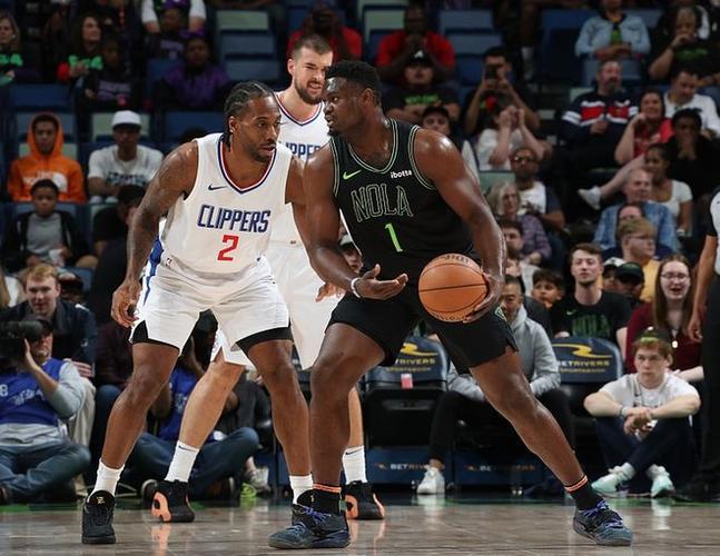 锡安、墨菲和琼斯18个月来首次合体出战 搭档普尔&米西首发