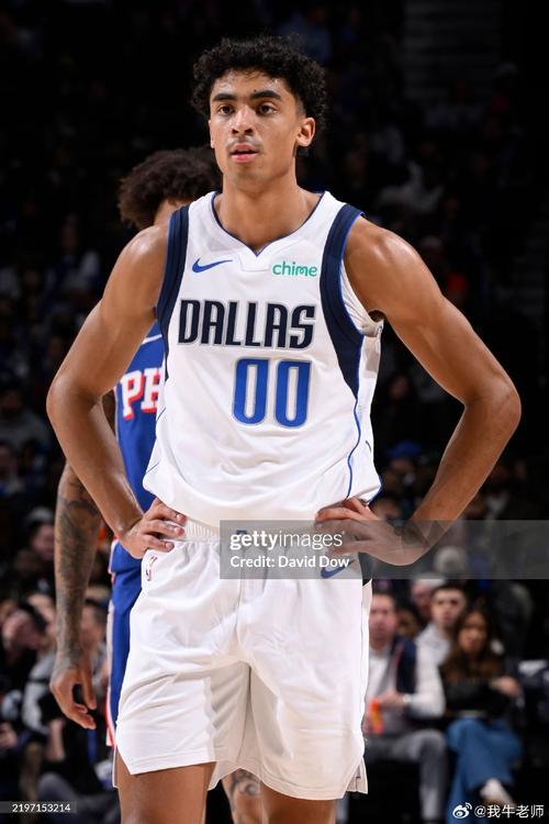 右脚踝扭伤！基德：明天主场迎战奇才 加福德出战成疑