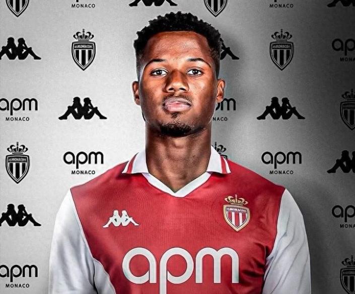 年薪1400万！每体：巴萨决定不让法蒂回归，想让摩纳哥1100万买断