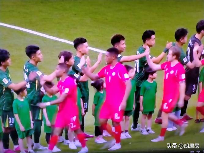 近600名球迷随国安远征亚冠客场，加油助威声不断差点反客为主