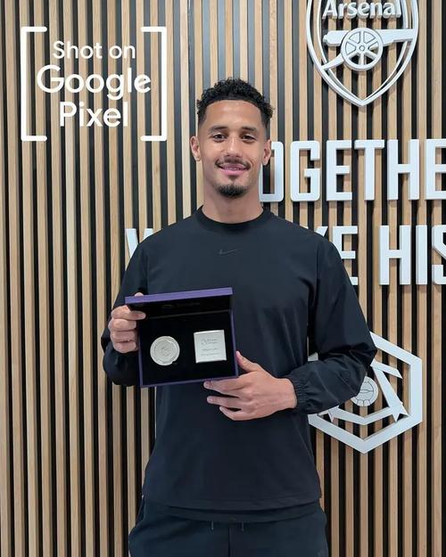 解锁英超300场里程碑！29岁前锋伊沃比是尼日利亚历史首人