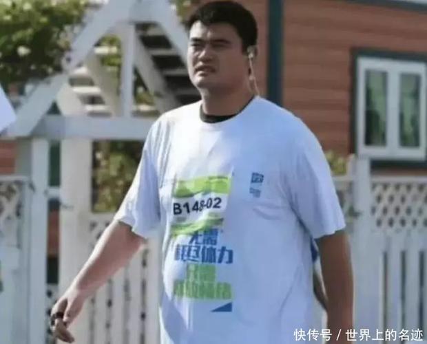 文胖:文班身高不止2.26米 他希望大家关注自己的技术而非尺寸