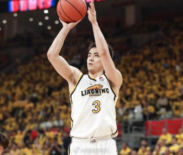 赵继伟：希望让球迷们看到精彩的比赛 也看到我们很好的精神面貌