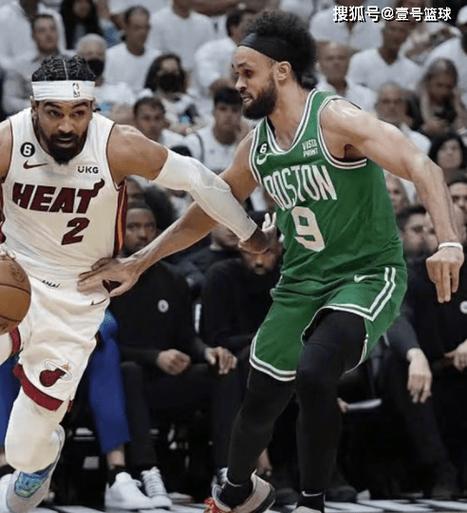 详细阅读:开季场均轰37.5分8.3助!马克西:我夏天5点起床 6点开始训练 开季场均轰37.5分8.3助!马克西:我夏天5点起床 6点开始训练