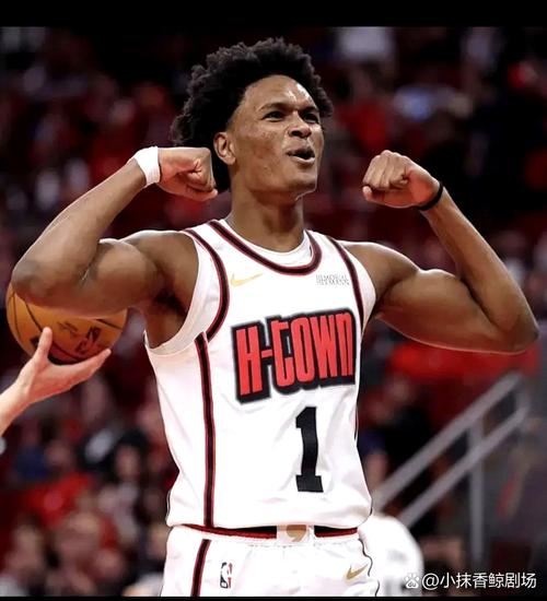 追梦:我说争冠球队没提提到火箭 因为阿门打控卫时他没篮儿