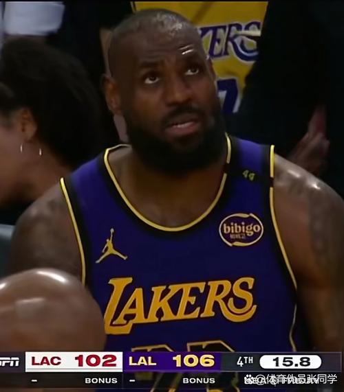 香波特:和詹姆斯打球你就不能过度做自己 我只能蹲底角太难受了