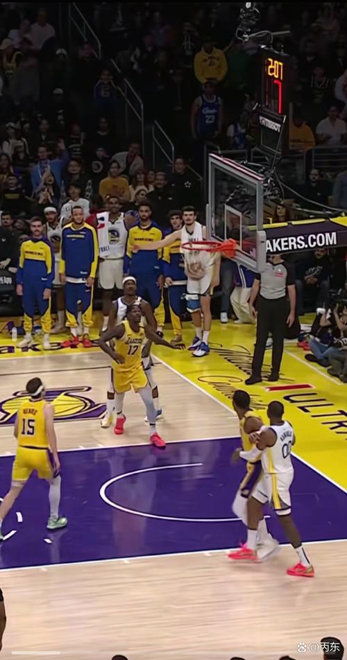 附加赛大获成功 NBA杯却陷入尴尬境地 问题究竟出在哪里?