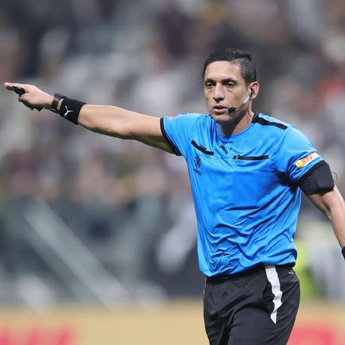 塞维后卫质疑判罚标准：若判点球那么马竞第二个进球也该判犯规