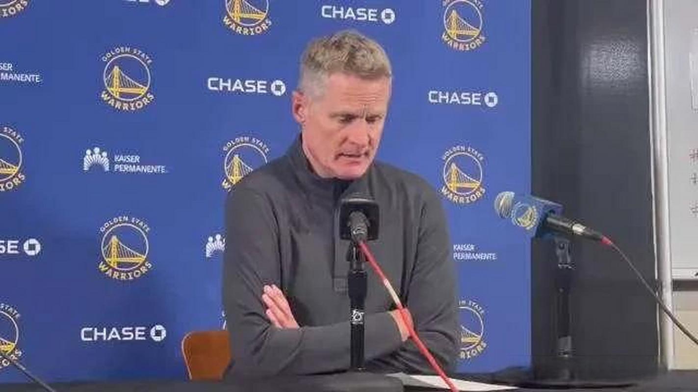 科尔:我们有太多不必要的犯规 给了对手28个罚球&这太多了