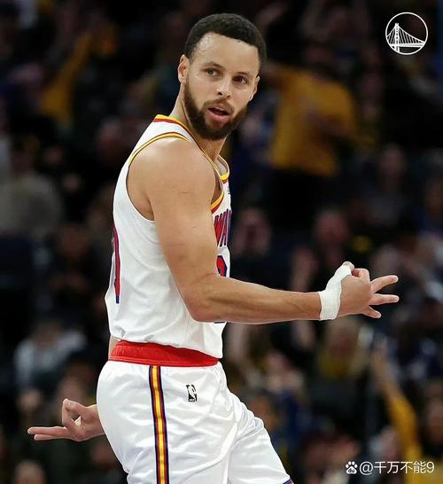 库里：刚进NBA为了虚荣想增肌 但老尼尔森警告我这会毁掉我的投篮