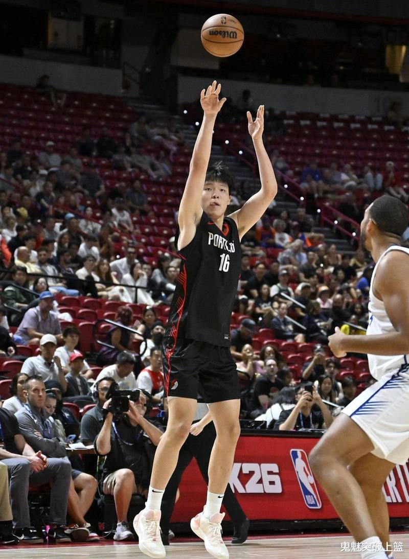 杨瀚森连续被DNP不利于自身成长 打不上球还不如去发展联盟