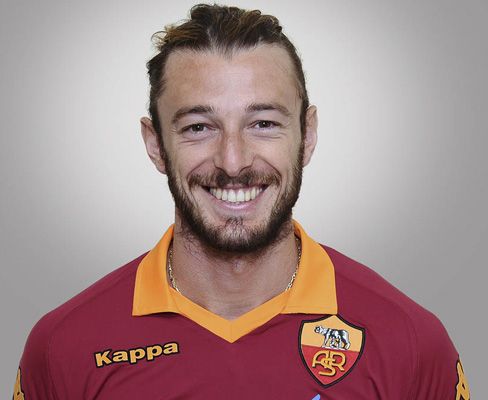 米体:巴尔扎雷蒂已经和罗马解约,将加盟马赛当贝纳蒂亚的助手