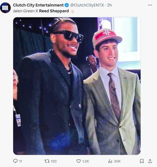 火箭官推晒球员登机照：KD小帽一戴气质尽显 谢泼德格林老小同框