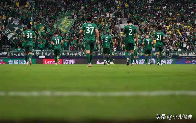 灵性！国安角球开出，塞尔吉尼奥背身机敏一蹭破门！