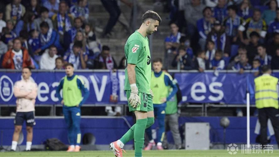 伤病潮!每体:拉菲尼亚+霍安国际比赛日后复出 佩德里最早得12月