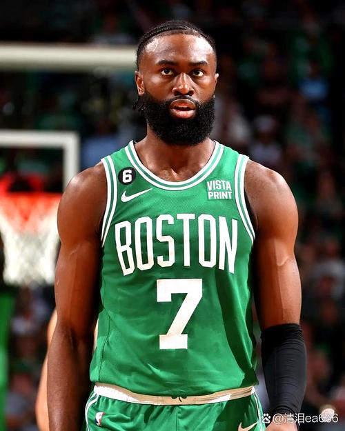 杰伦·布朗上赛季一共才9场30+得分！而本赛季才打9场就拿到5次！