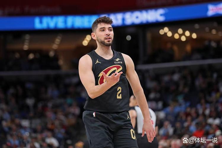 骑士也“三疯”!第三节骑士37-20净胜76人17分 三节打完领先20分