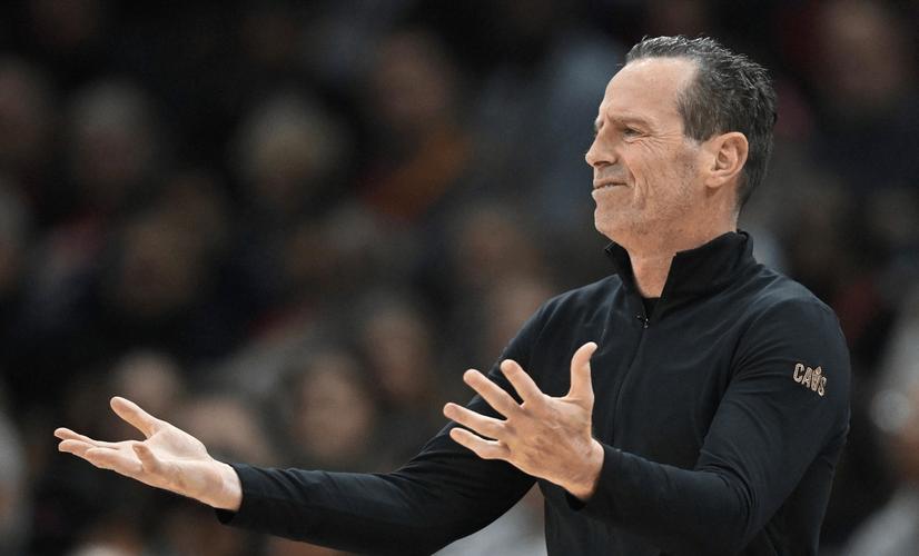 阿特金森：计划让加兰出战接下来的背靠背 但也要观察其比赛情况